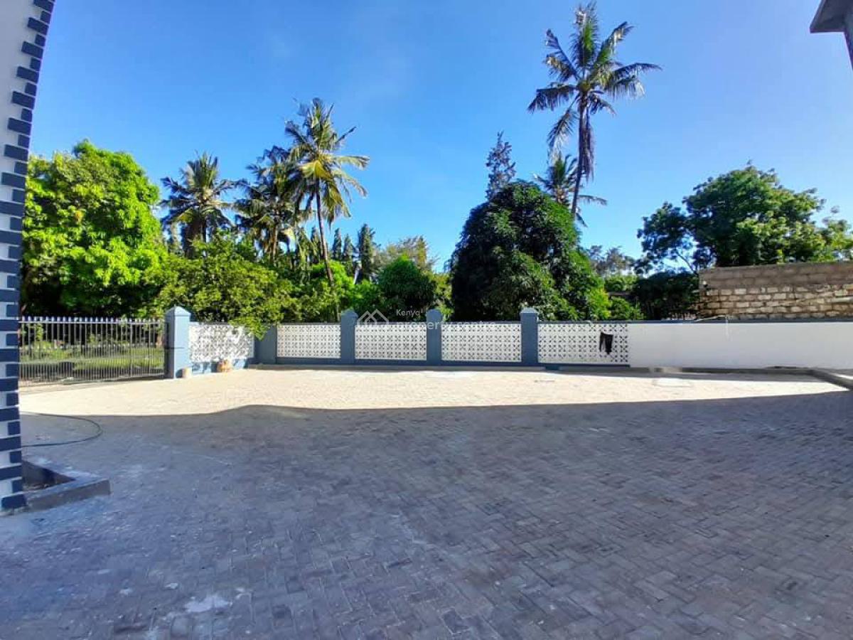 , a Spacious & Modern 2 Bedroom Apartments,, Mtwapa Luxury Apartments,, Mtwapa, Kilifi, Apartment for Sale