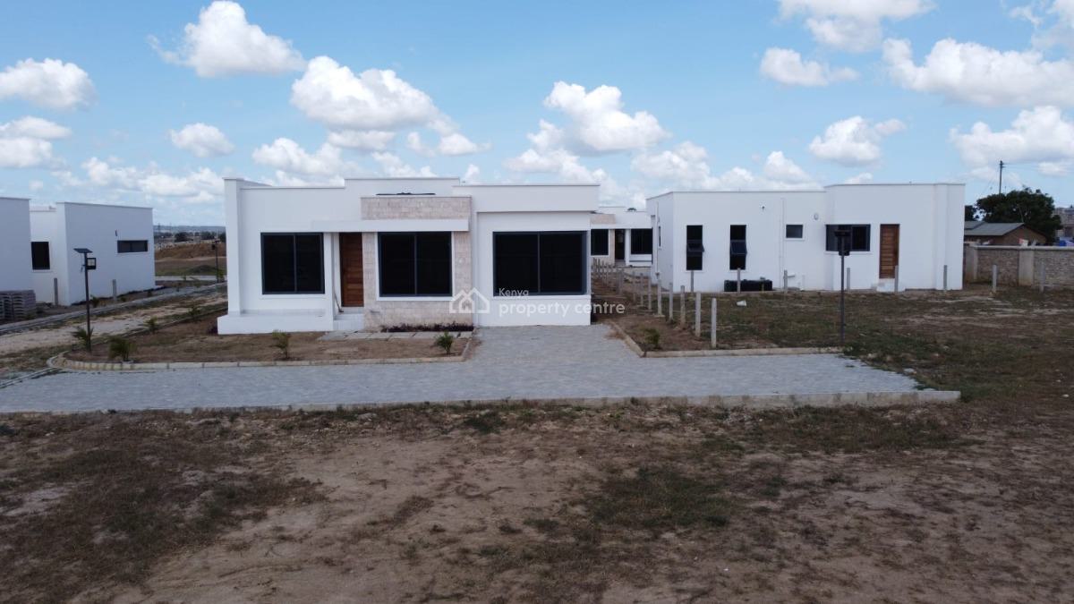 2 Bedroom Bungalow Gated Community with Swimming Pool, Mariakani, Kilifi, Detached Bungalow for Sale