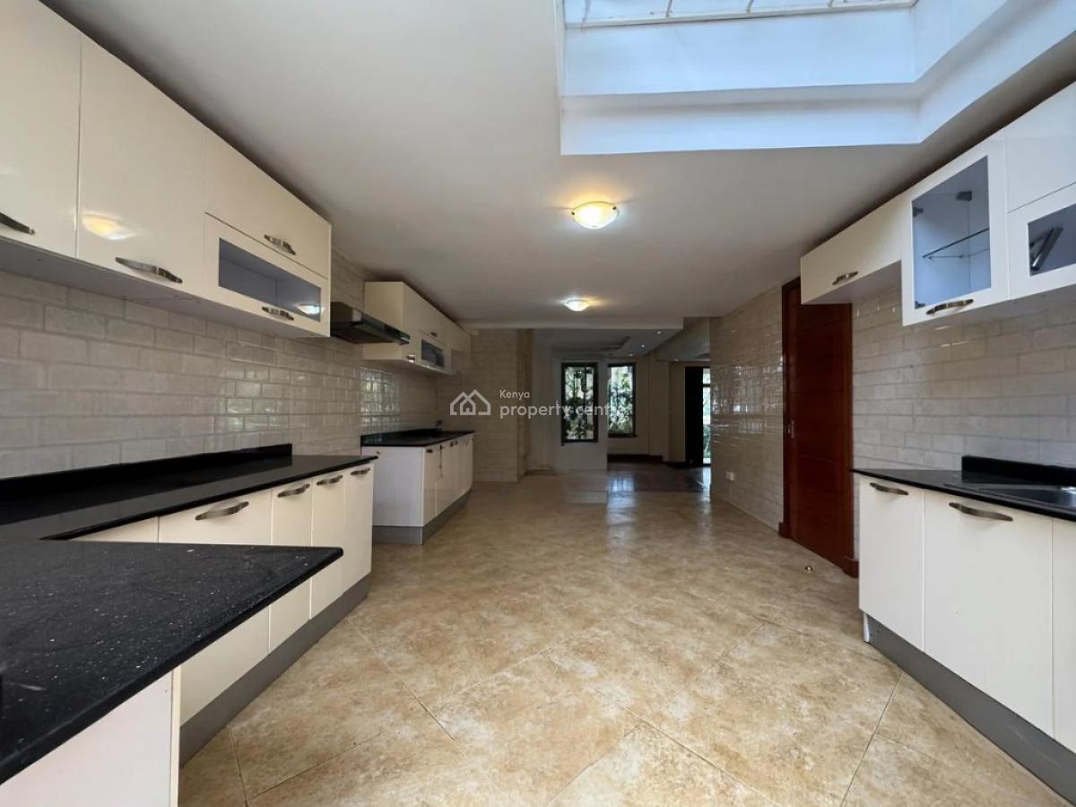Stunning 5 Bedroom Townhouse + Dsq in Lavington, Lavington, Nairobi, House for Rent