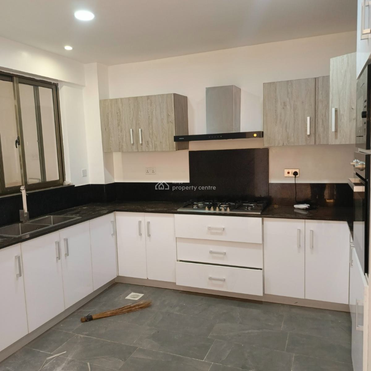 an Amazing 3 Bedroom All Ensuite+dsq, Othaya Road, Kileleshwa, Nairobi, Apartment for Rent
