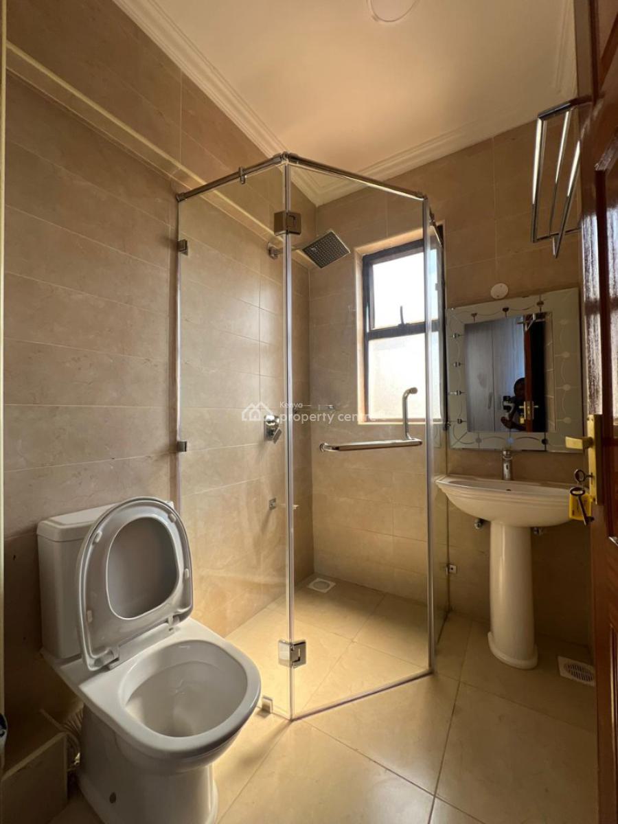 Newly Done 3 Bedroom All Ensuite Plus Dsq, Hatheru Road, Lavington, Nairobi, Apartment for Rent