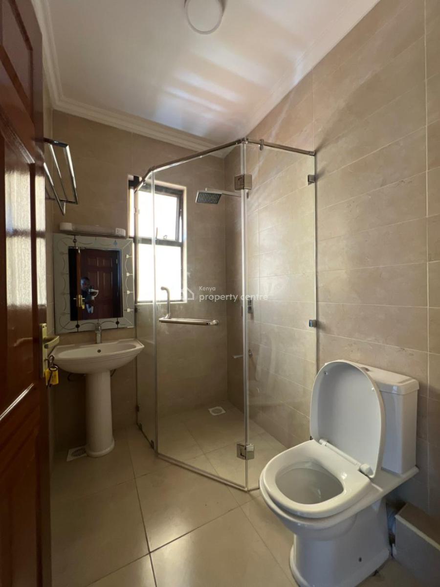 Newly Done 3 Bedroom All Ensuite Plus Dsq, Hatheru Road, Lavington, Nairobi, Apartment for Rent