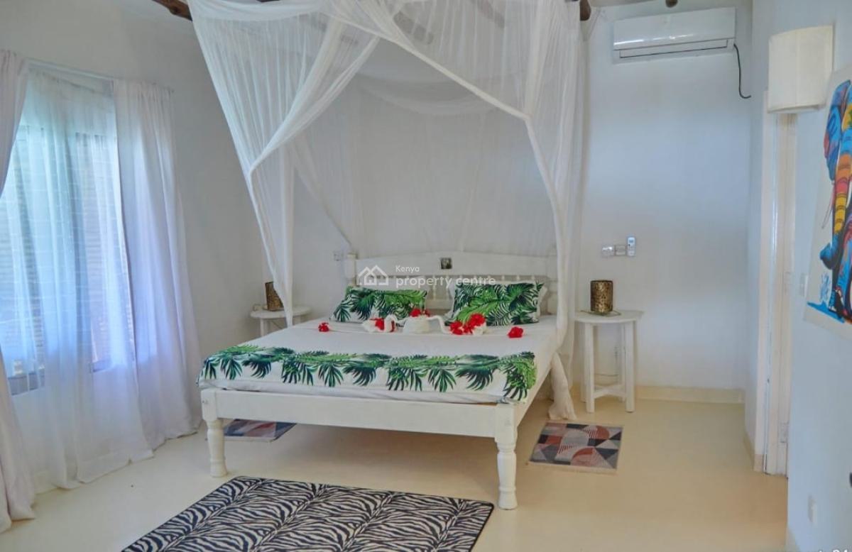 Beach Front 2 Bedroom Swahili Villa, Casuarina Beach, Malindi, Malindi Town, Kilifi, Detached Duplex for Sale