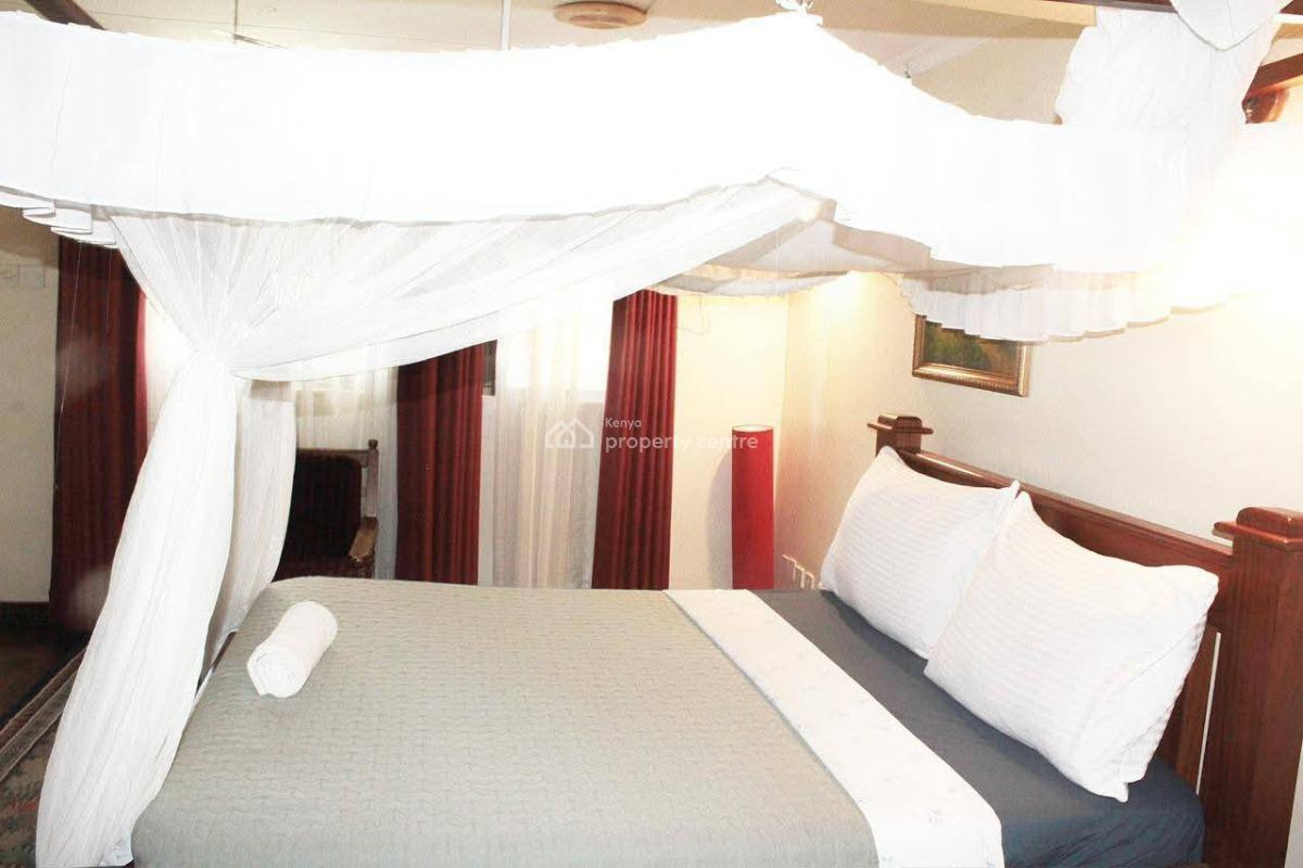 Fully Furnished 5 Bedroom Villa for Short Stays/airbnb in Nyali,mombas, Near Citymall, Nyali, Mombasa, House Short Let