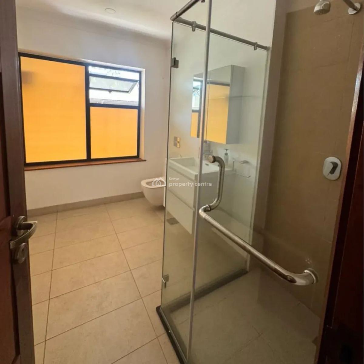 Luxurious 4 Bedrooms Plus Dsq Townhouse, Lavington, Nairobi, Apartment for Sale
