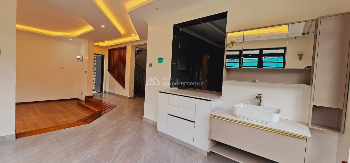 5 Bedroom House, Kerarapon Road, Karen, Nairobi, Townhouse for Rent