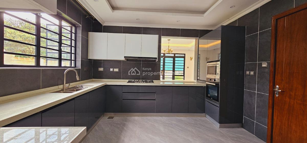 5 Bedroom House, Kerarapon Road, Karen, Nairobi, Townhouse for Rent