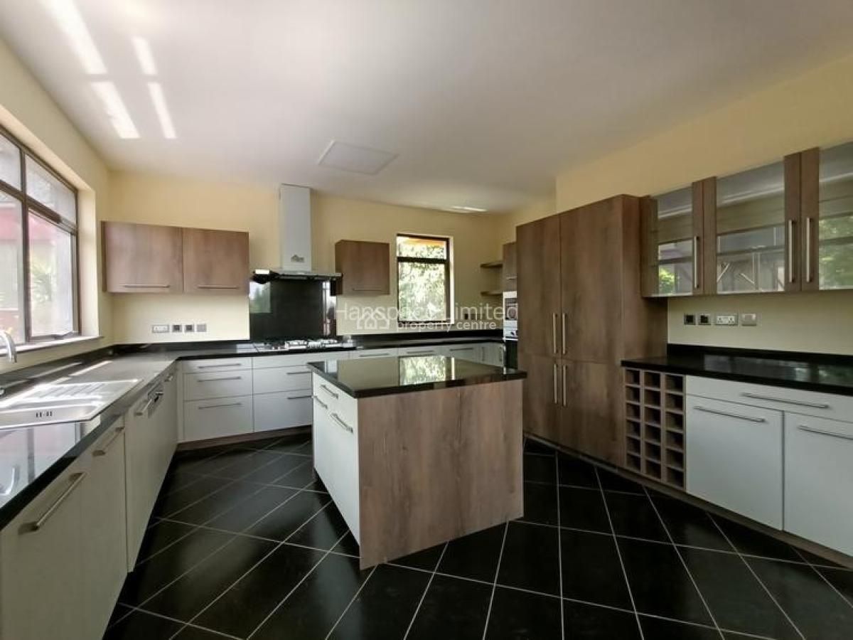 Five Bedroom Plus Dsq Villa in Lavingron, Off James Gichuru Road, Lavington, Nairobi, Townhouse for Sale
