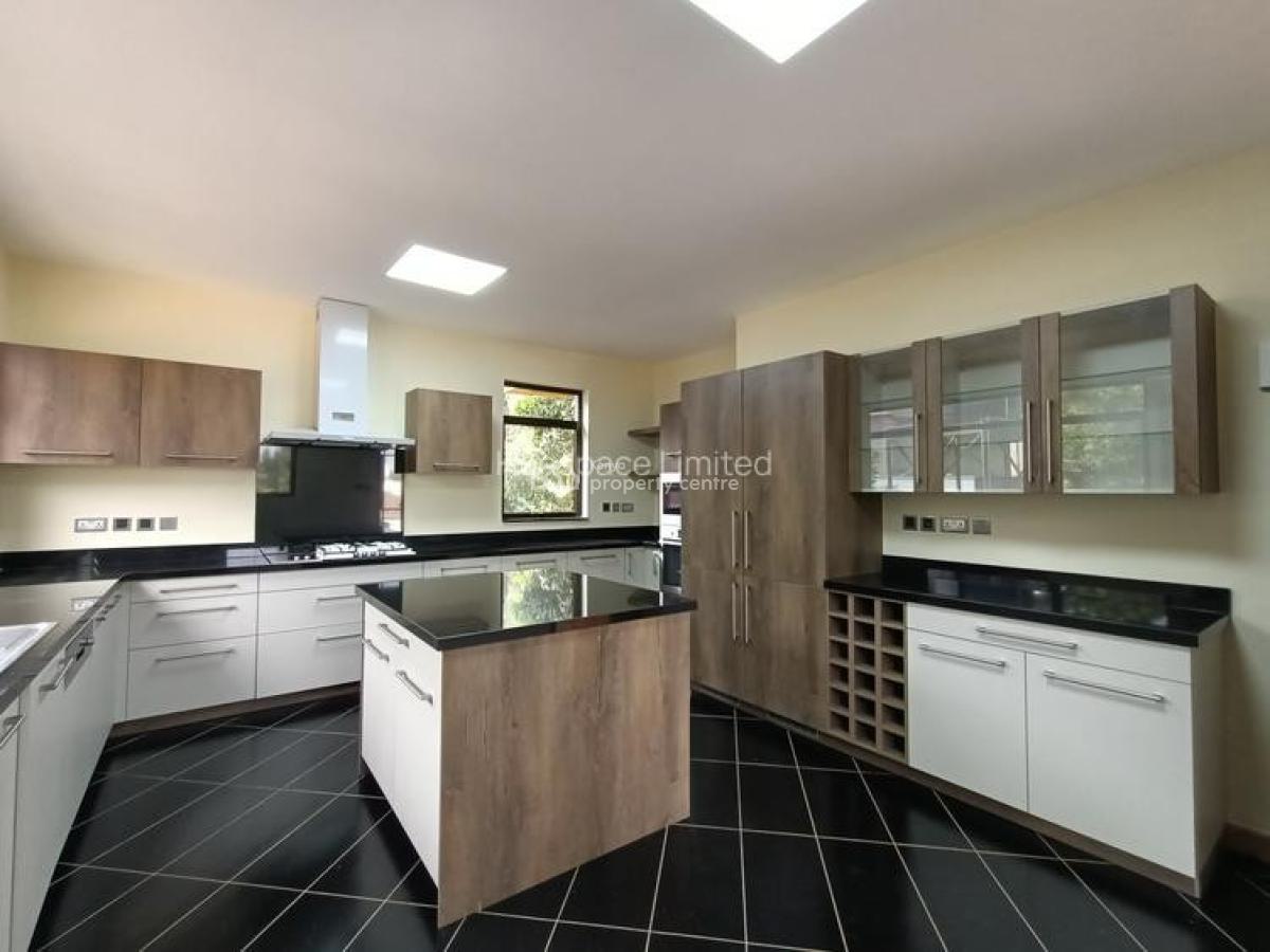 Five Bedroom Plus Dsq Villa in Lavingron, Off James Gichuru Road, Lavington, Nairobi, Townhouse for Sale
