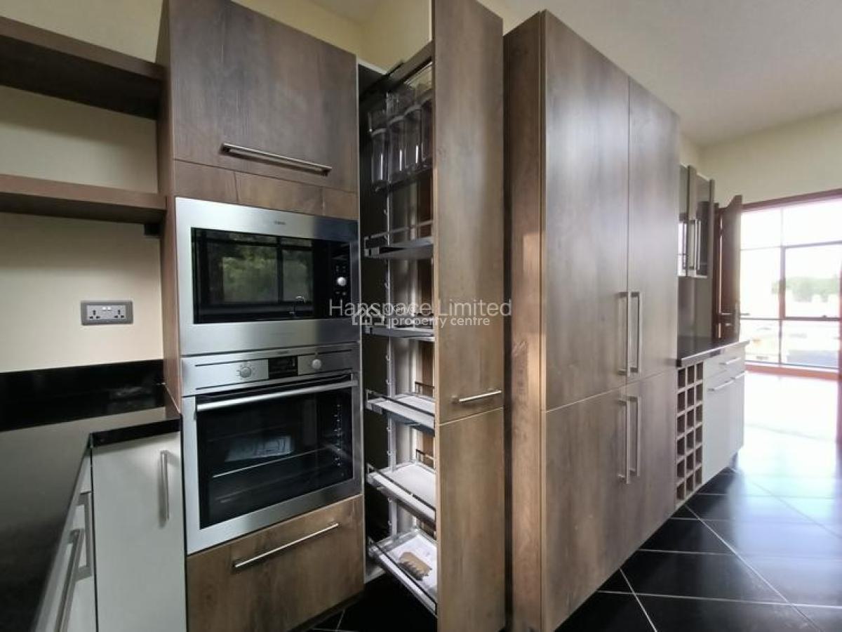 Five Bedroom Plus Dsq Villa in Lavingron, Off James Gichuru Road, Lavington, Nairobi, Townhouse for Sale