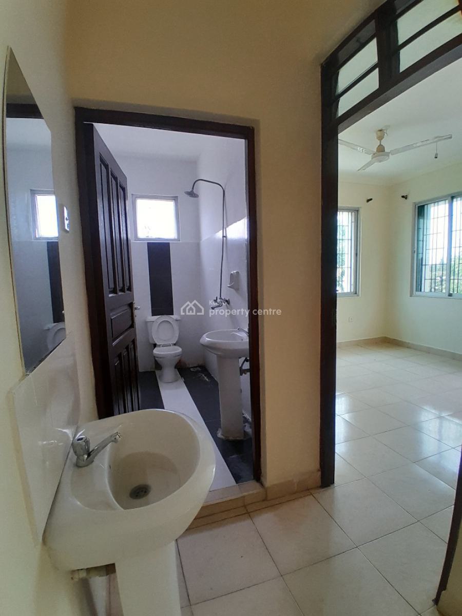 Spacious 3 Bedroom Apartment Located Near Premier Hospital, Nyali, R Premier Hospital, Nyali, Nyali, Mombasa, Apartment for Rent