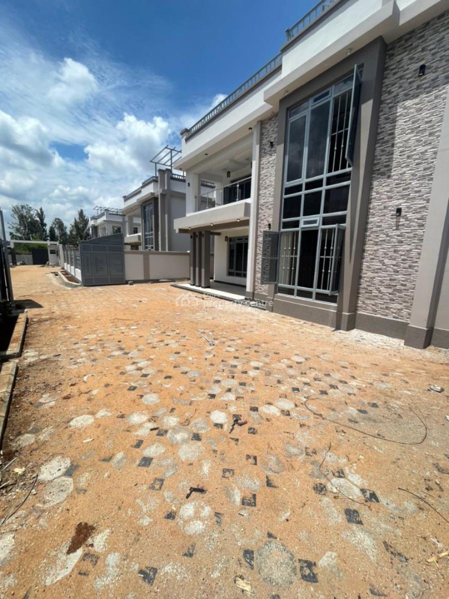 5 Bedroom House with Sq All Ensuite Mugutha. Price 21million Contact 0, Ruiru Mugutha, Ruiru, Kiambu, Townhouse for Sale