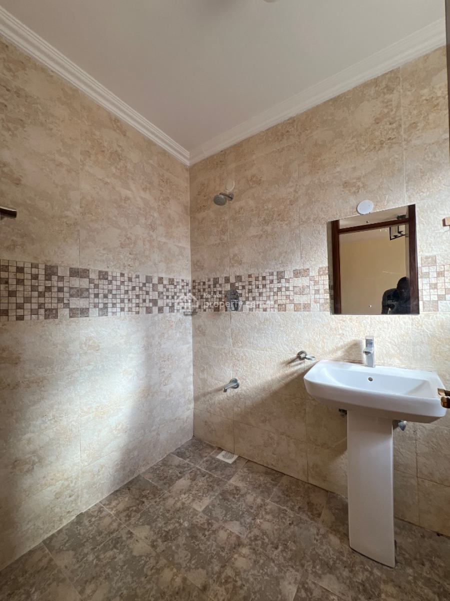 Spacious 3 Bedroom All Ensuite Plus Dsq, Makueni Road, Kileleshwa, Nairobi, Apartment for Rent