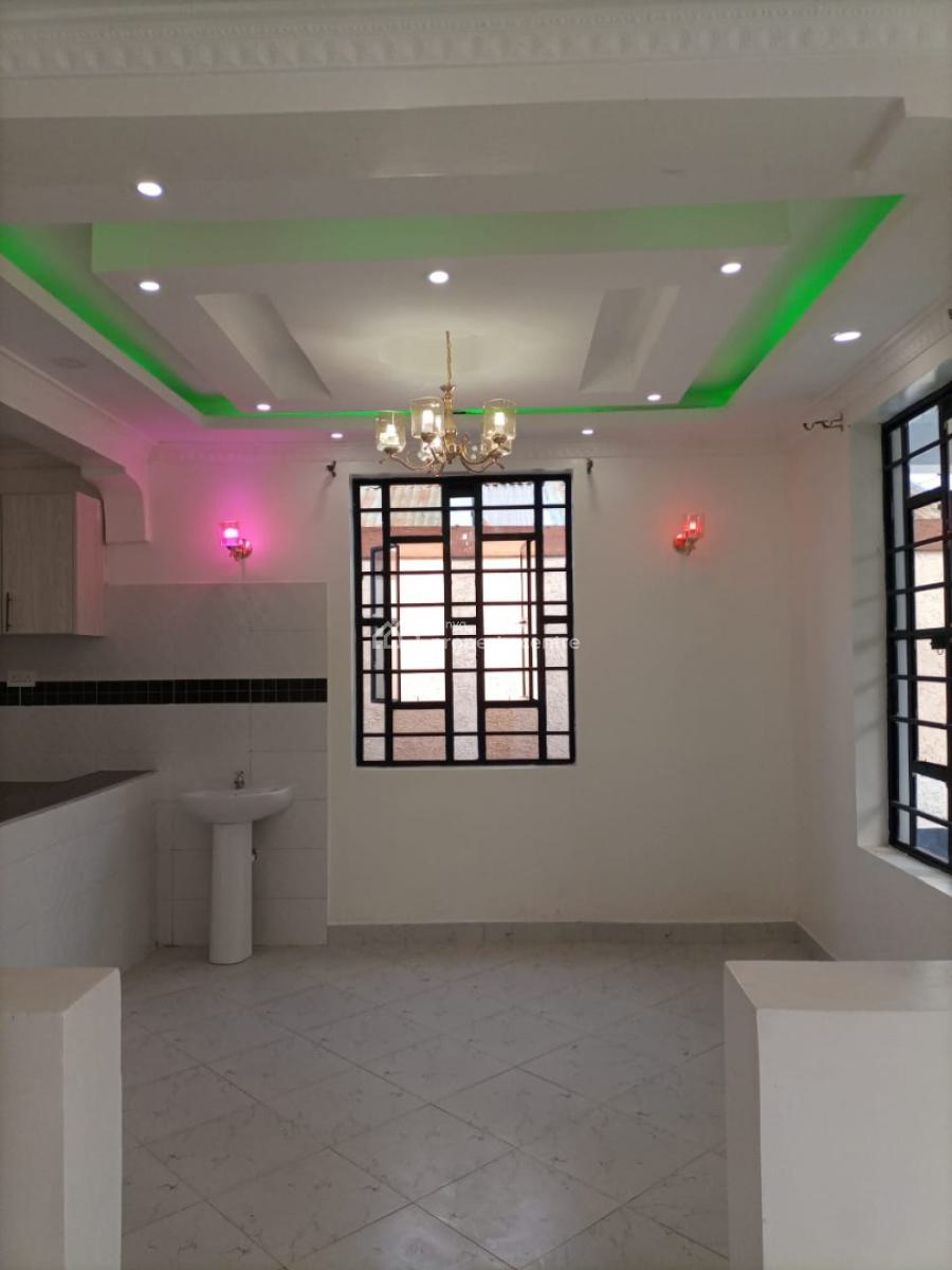 3 Bedrooms House, Flat Roof, All Ensuite in a Controlled Estate, Ruiru, Kiambu, Townhouse for Sale