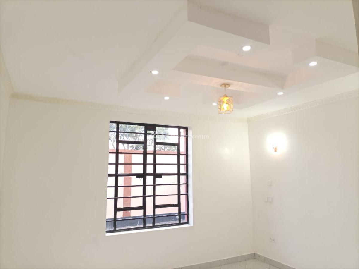 3 Bedrooms House, Flat Roof, All Ensuite in a Controlled Estate, Ruiru, Kiambu, Townhouse for Sale