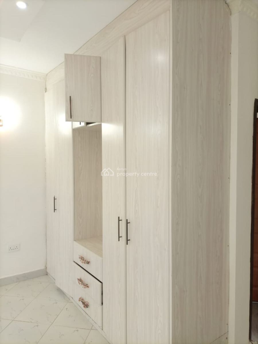 3 Bedrooms House, Flat Roof, All Ensuite in a Controlled Estate, Ruiru, Kiambu, Townhouse for Sale