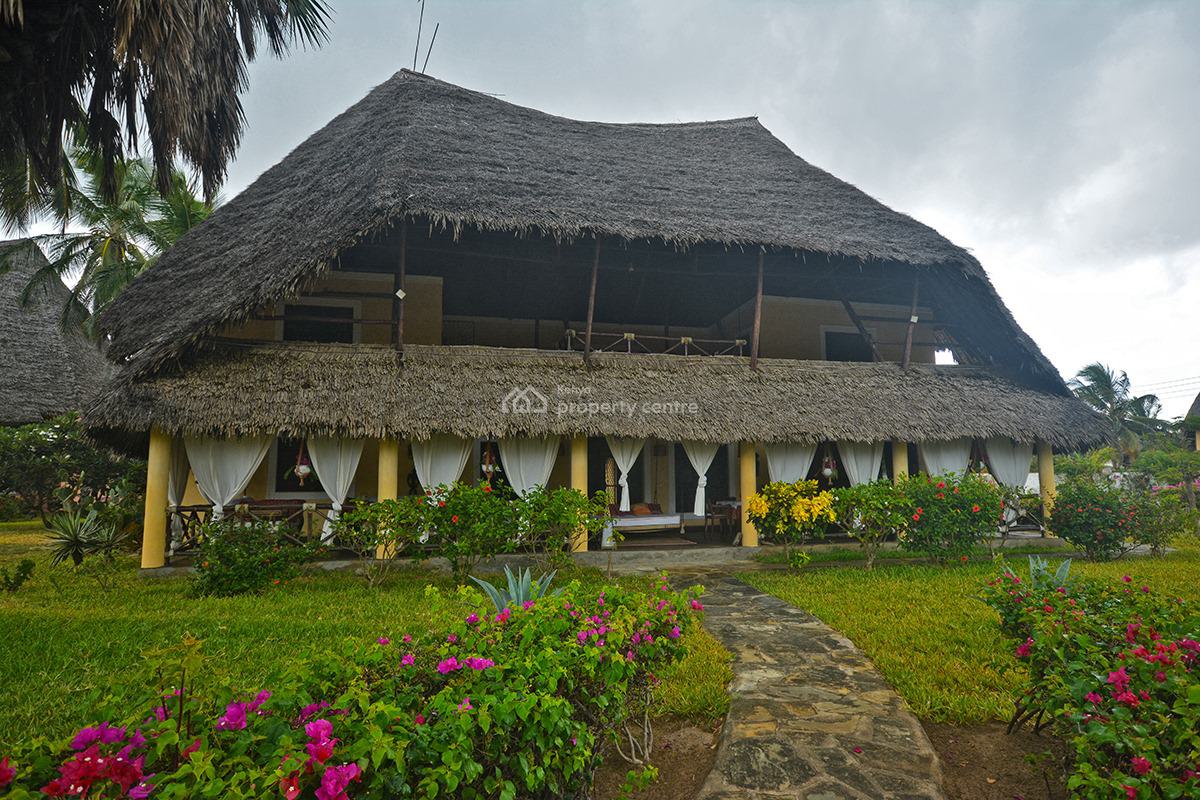 Furnished 3 Villas with 10 Bedroom Maisonette, Mambrui Beach, Malindi Town, Kilifi, House for Sale