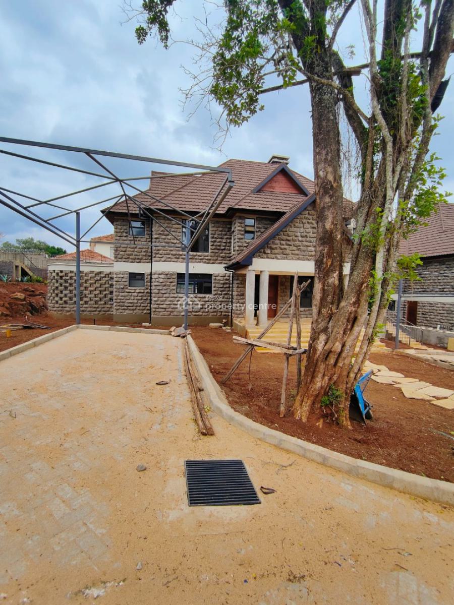 4 Bedrooms All En Suite with Dsq in a Gated Community, Hardy Region, Karen, Nairobi, House for Sale