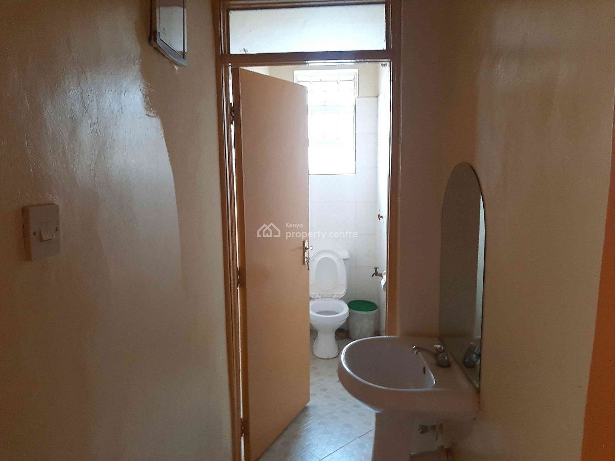 Bungalow 3 Bedroom Garissa Road, Salama Estate, Hospital (thika), Kiambu, Townhouse for Sale