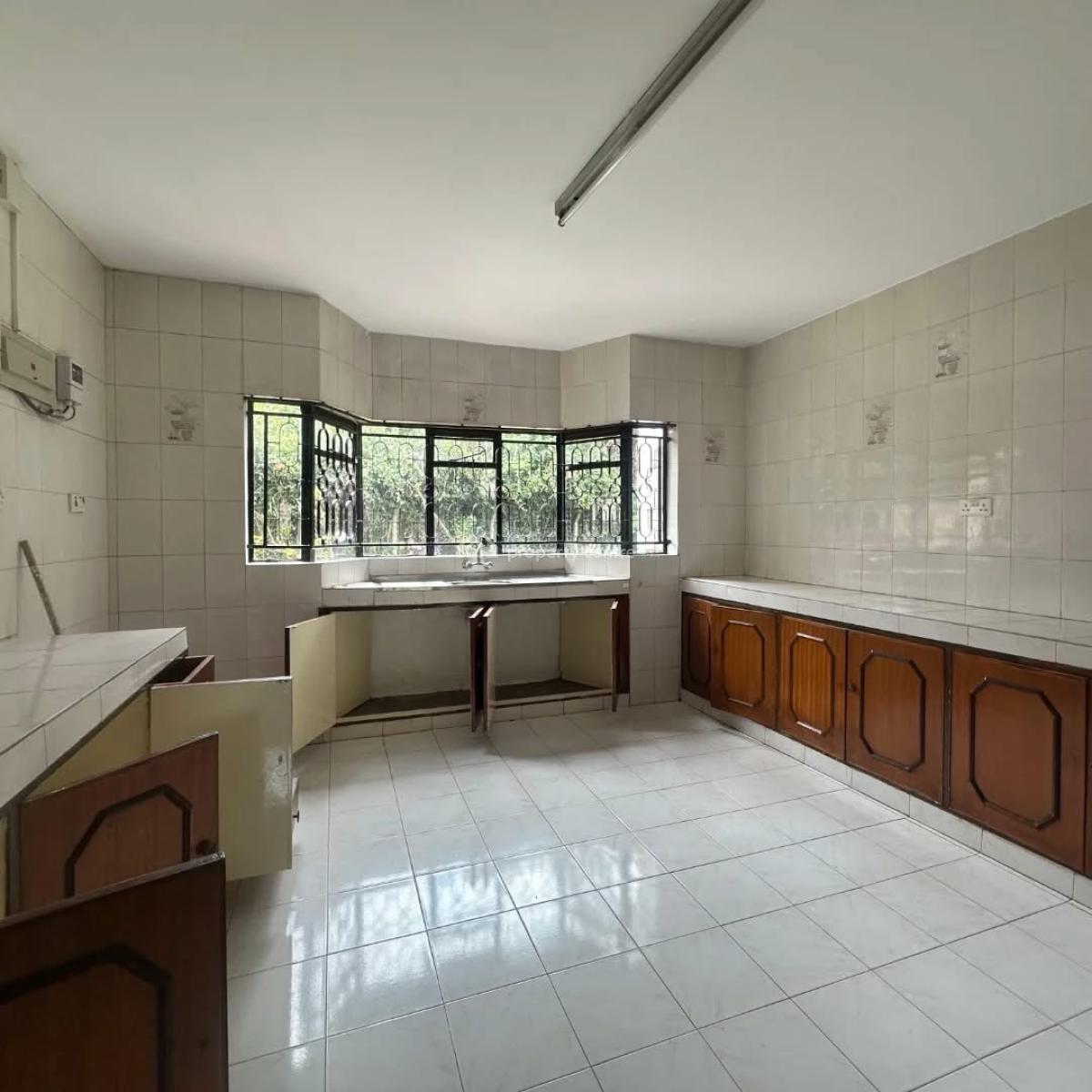 Massive 4bedroom, Lavington, Nairobi, Detached Bungalow for Rent