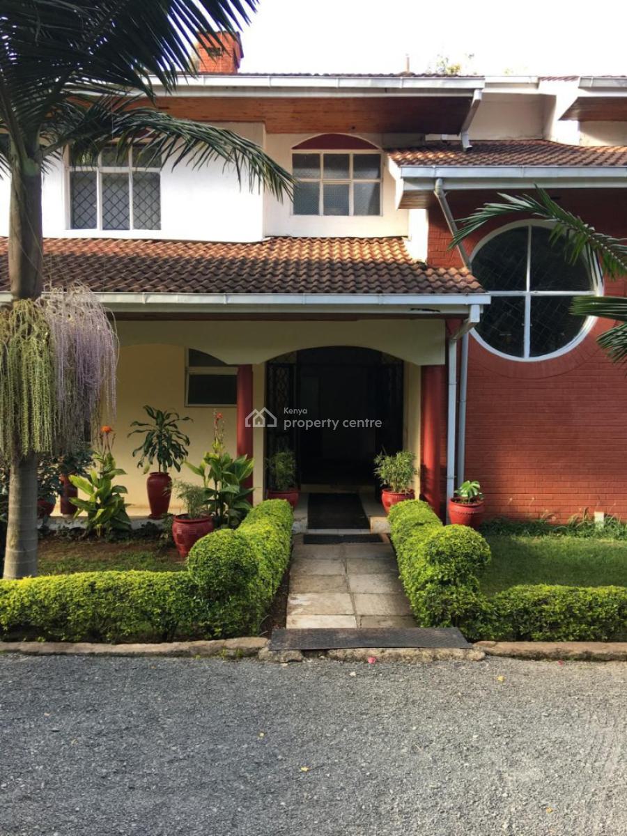 Prime Property : 1 Acre for Redevelopment of Townhouses, Close Proximity to Lavington Mall, Lavington, Nairobi, Land for Sale