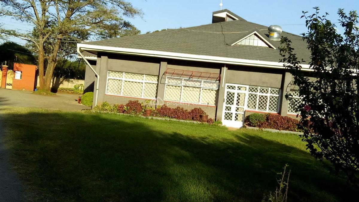 Prime Property : 1 Acre for Redevelopment of Townhouses, Close Proximity to Lavington Mall, Lavington, Nairobi, Land for Sale