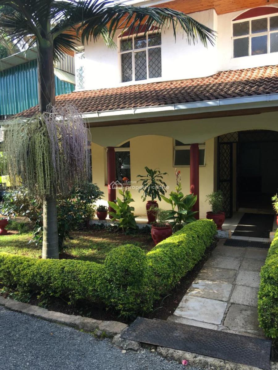 Prime Property : 1 Acre for Redevelopment of Townhouses, Close Proximity to Lavington Mall, Lavington, Nairobi, Land for Sale