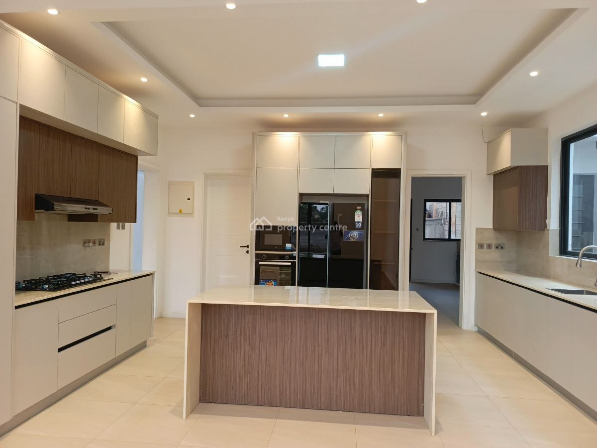 a Magnificent Spacious 5 Bedroom Townhouse All Ensuite Plus Dsq, Lavington, Nairobi, House for Sale
