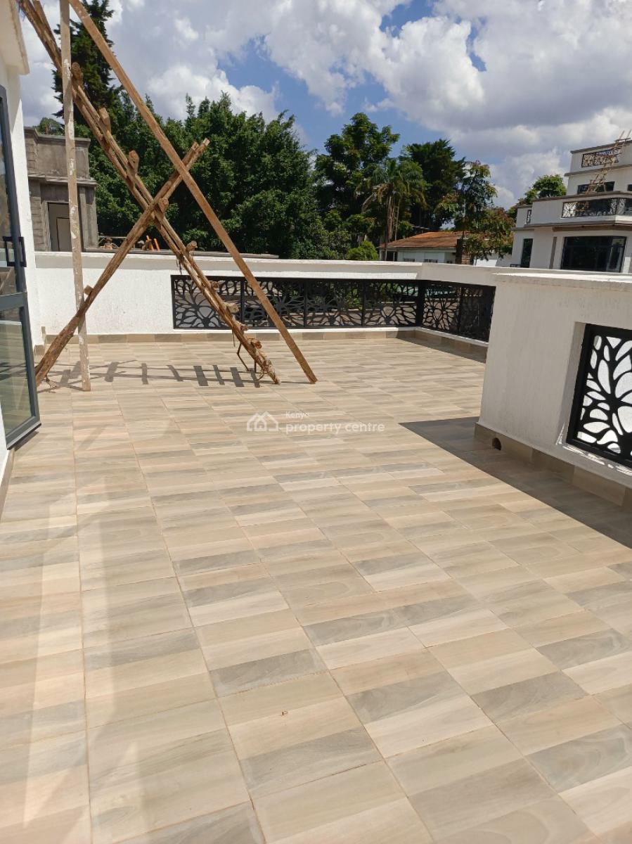 a Magnificent Spacious 5 Bedroom Townhouse All Ensuite Plus Dsq, Lavington, Nairobi, House for Sale