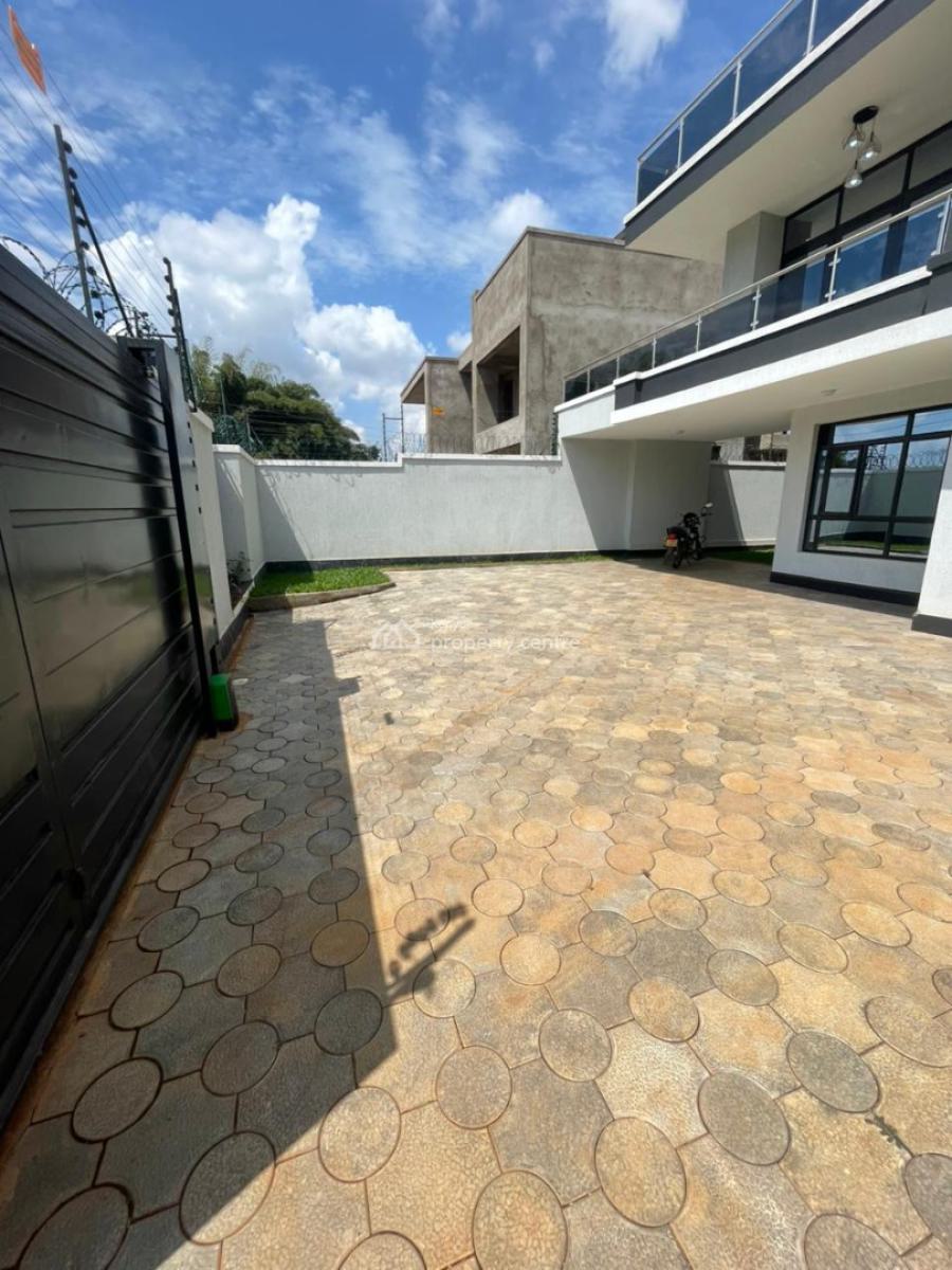 4 Bedroom House with a Family Room,home Office,spacious Sq Ruiru  Aski, Ruiru, Ruiru, Kiambu, Townhouse for Sale