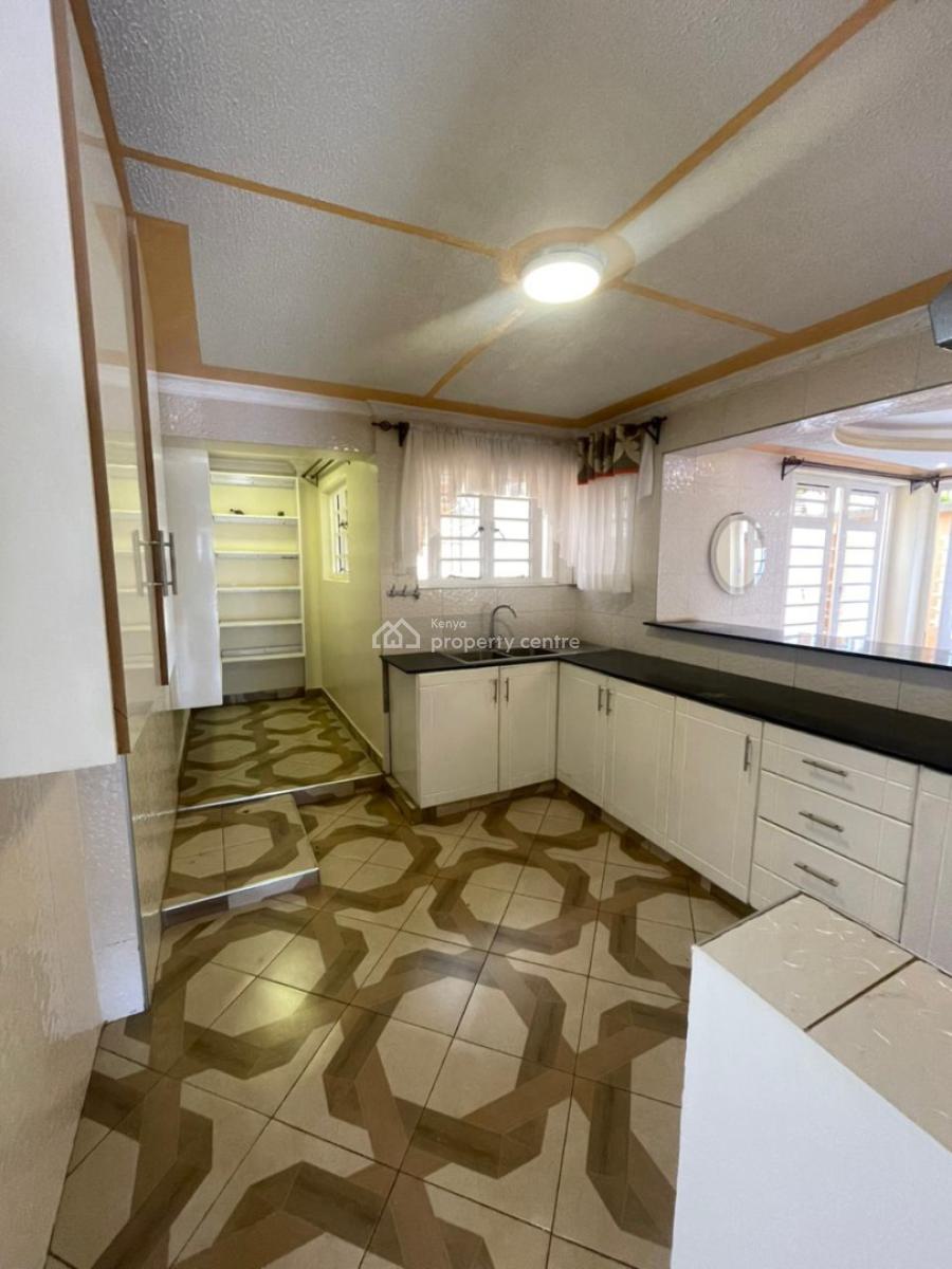 5 Bedroom House with Sq All Ensuite with Family Room, Home Office and, Ruiru Kamiti, Ruiru, Kiambu, Townhouse for Sale