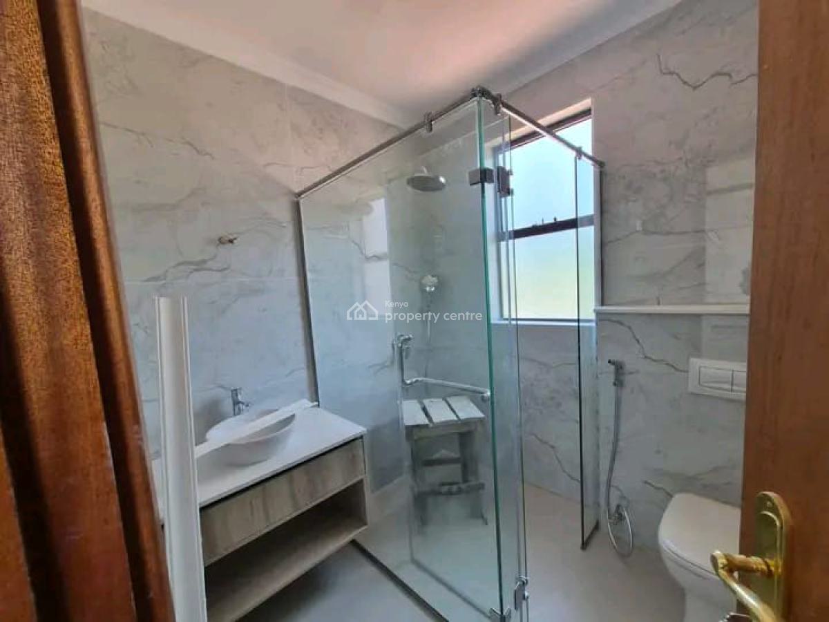 Elegant 4 Bedroom Townhouse with Dsq  -- Njathaini Rd, Off Kiambur Road, Njathaini Road, Runda, Westlands, Nairobi, Townhouse for Rent