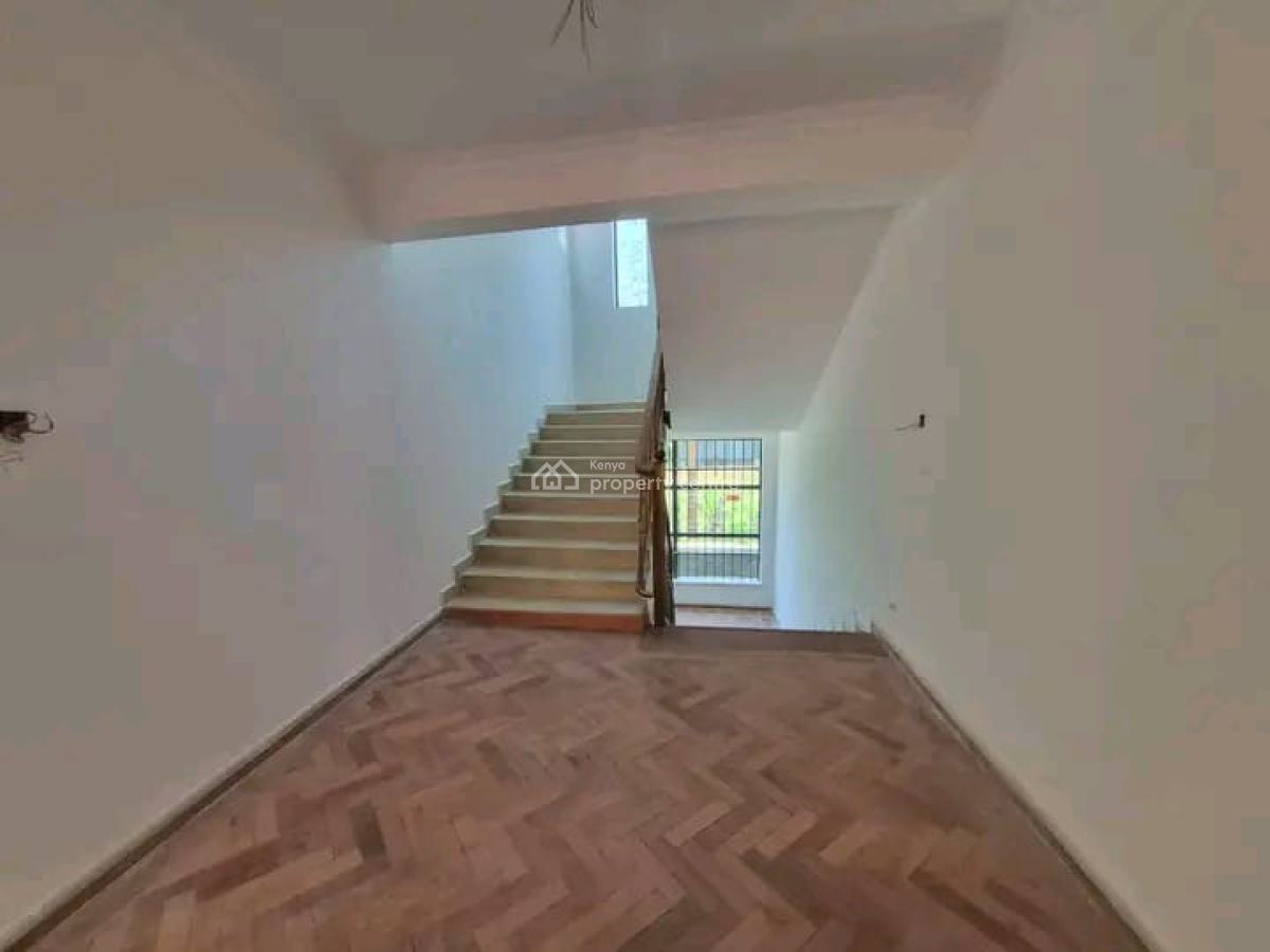 Elegant 4 Bedroom Townhouse with Dsq  -- Njathaini Rd, Off Kiambur Road, Njathaini Road, Runda, Westlands, Nairobi, Townhouse for Rent