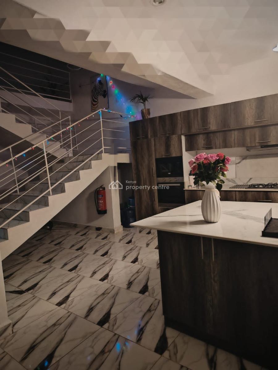 6 Bedrooms House with a Swimming Pool, Watamu Kilifi, Watamu, Kilifi, Townhouse for Sale