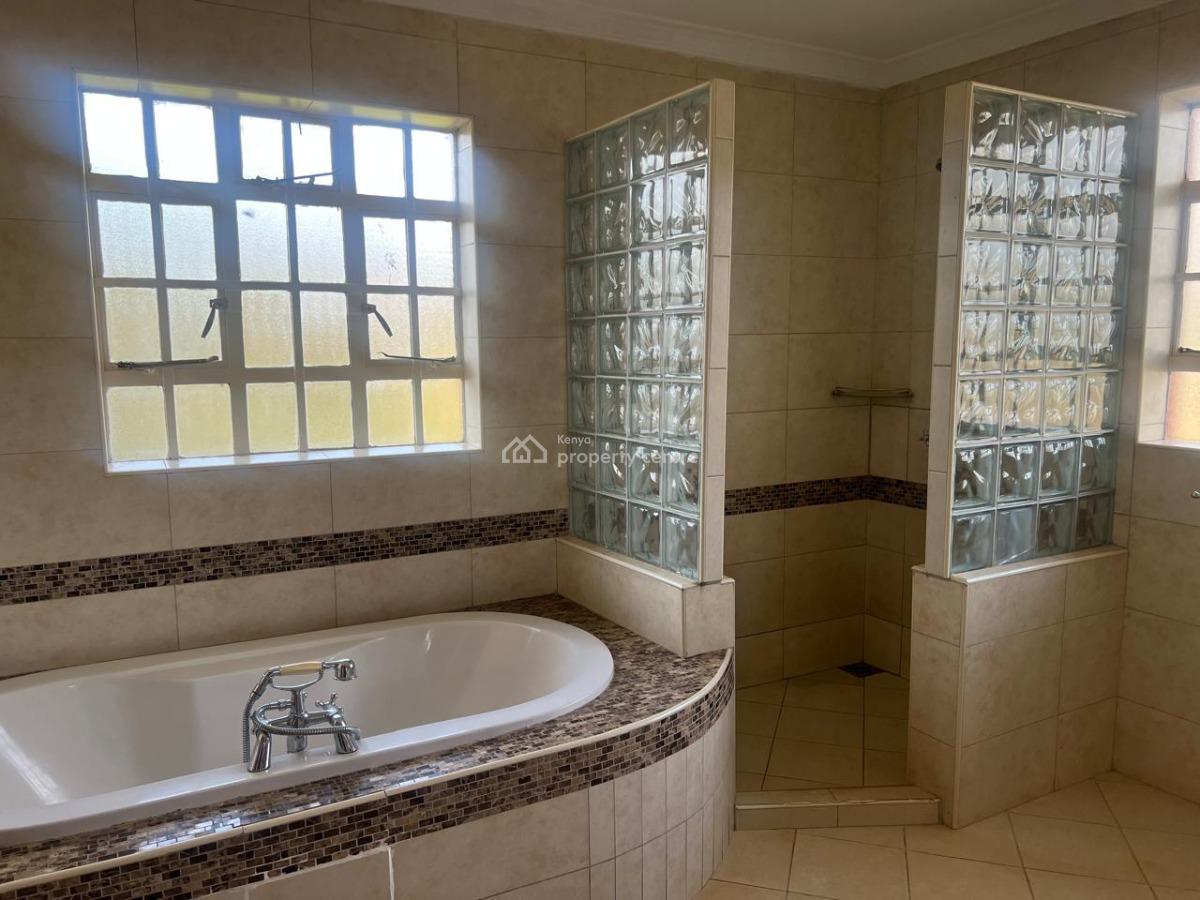 Elegant 4 Bedrooms with Well Manicured Garden, Runda, Westlands, Nairobi, Detached Duplex for Rent