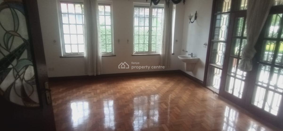 Magnificent 5 Bedroom House with a Garden, Runda, Westlands, Nairobi, Terraced Duplex for Rent