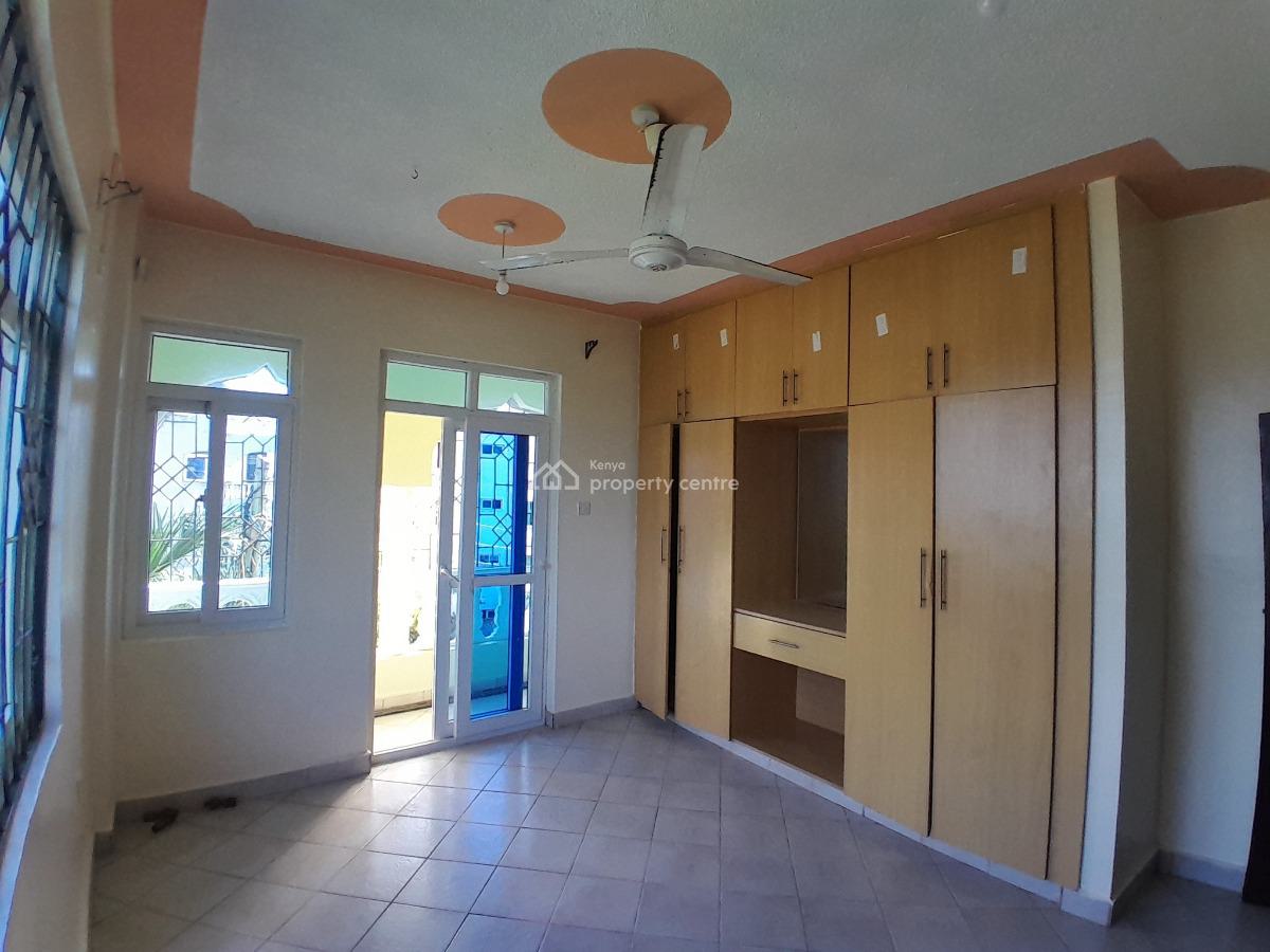 Exquisite 4 Bedroom Apartment with Parking Located Near Quickmart, Nya, Near Quickmart, Nyali, Nyali, Mombasa, Apartment for Rent