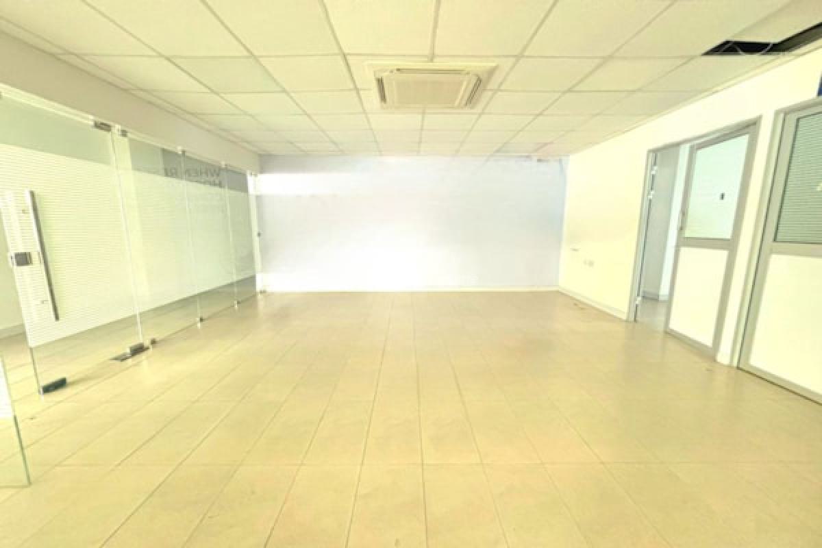 18,500 Sq Ft Commercial Office Space in Parklands, 3rd Parklands Avenue, Parklands, Nairobi, Office Space for Rent