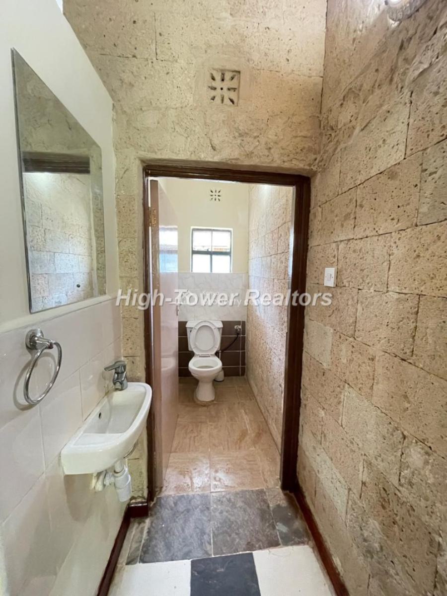 Cozy Cabin, Hardy, Karen, Nairobi, House for Rent