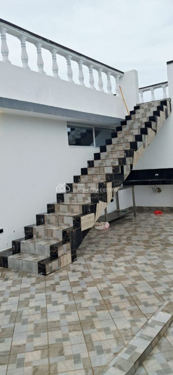 4-bedroom Villa with 2-bedroom Penthouse Guest Wing in Diani, Ukunda, Kwale, House for Sale