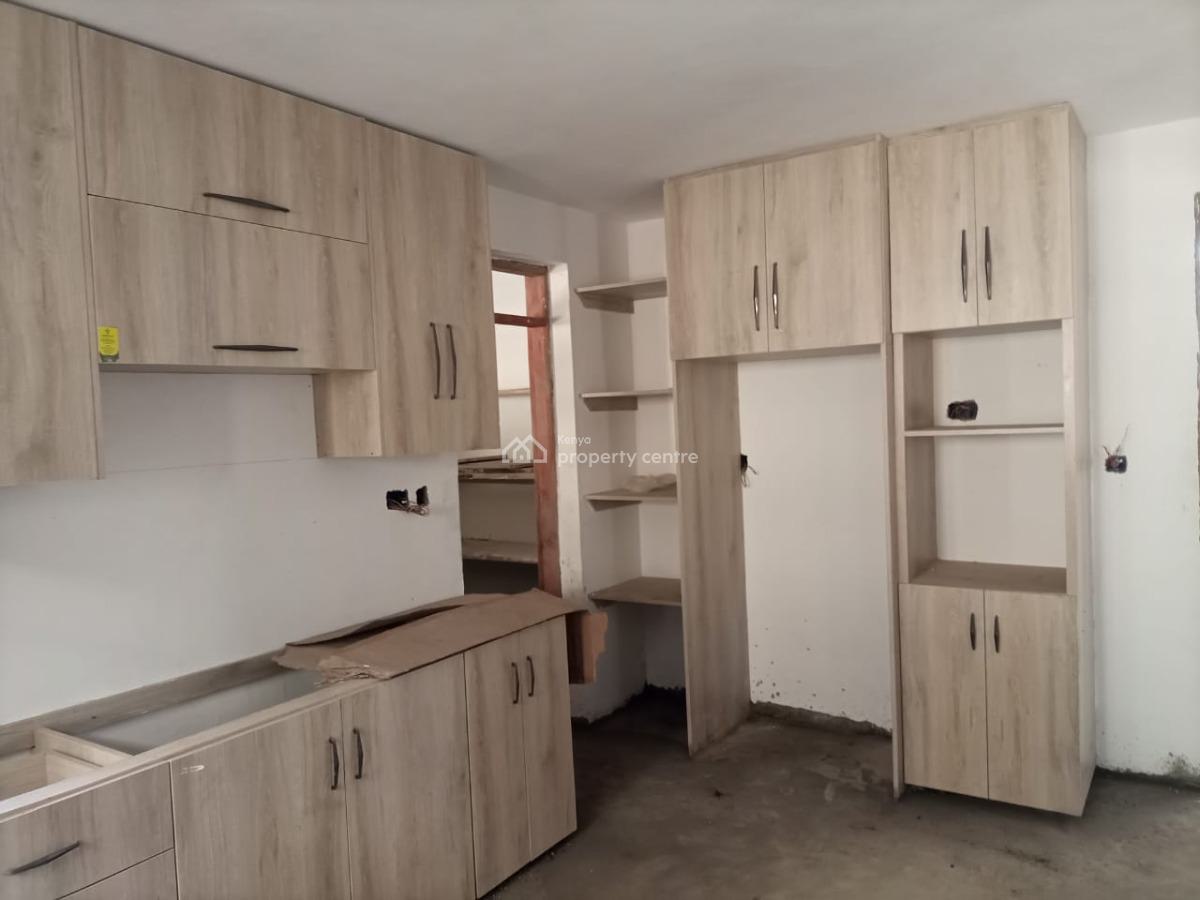 5 Bedroom House Ensuite with Double Sq All Ensuite with Family Room a, Ruiru, Ruiru, Kiambu, Townhouse for Sale