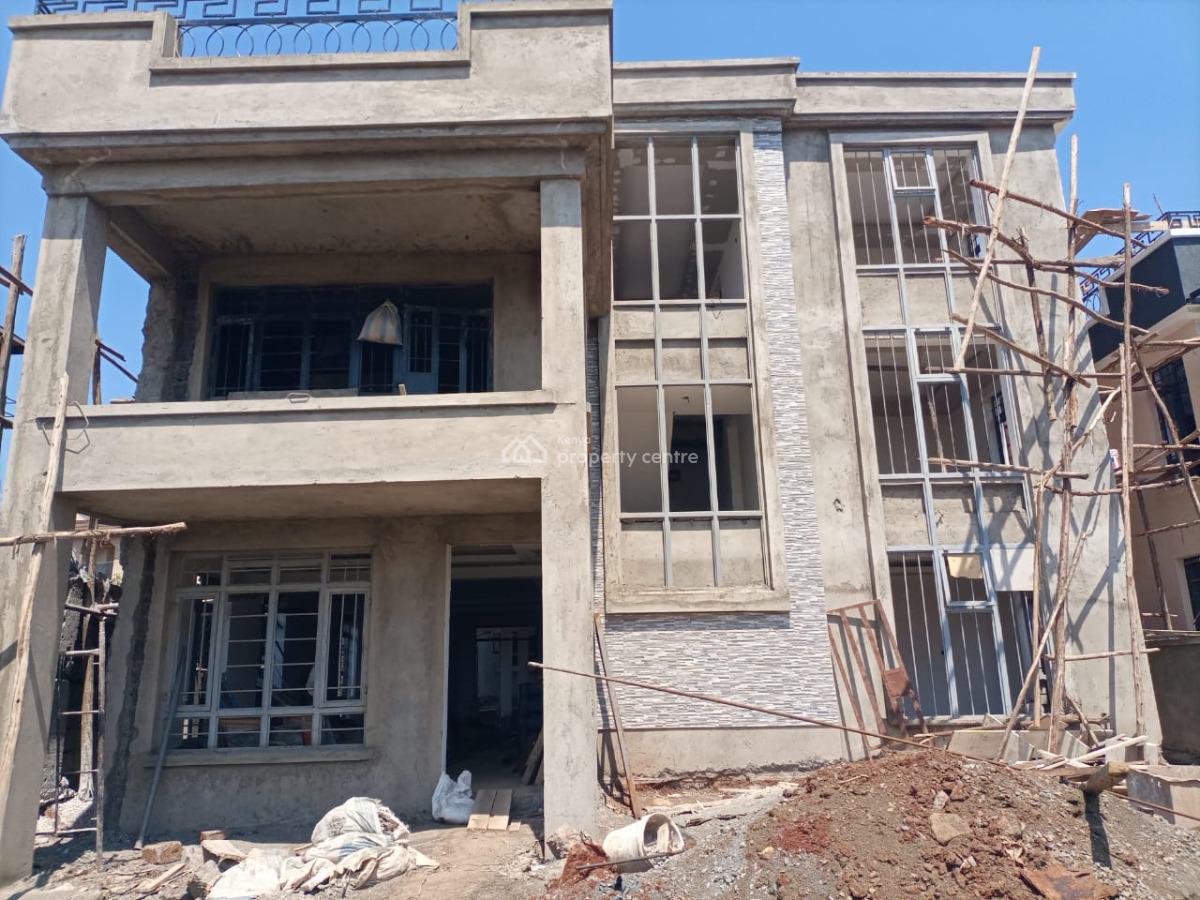 5 Bedroom House Ensuite with Double Sq All Ensuite with Family Room a, Ruiru, Ruiru, Kiambu, Townhouse for Sale