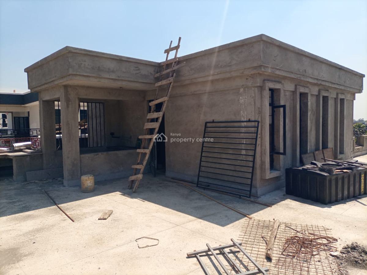 5 Bedroom House Ensuite with Double Sq All Ensuite with Family Room a, Ruiru, Ruiru, Kiambu, Townhouse for Sale