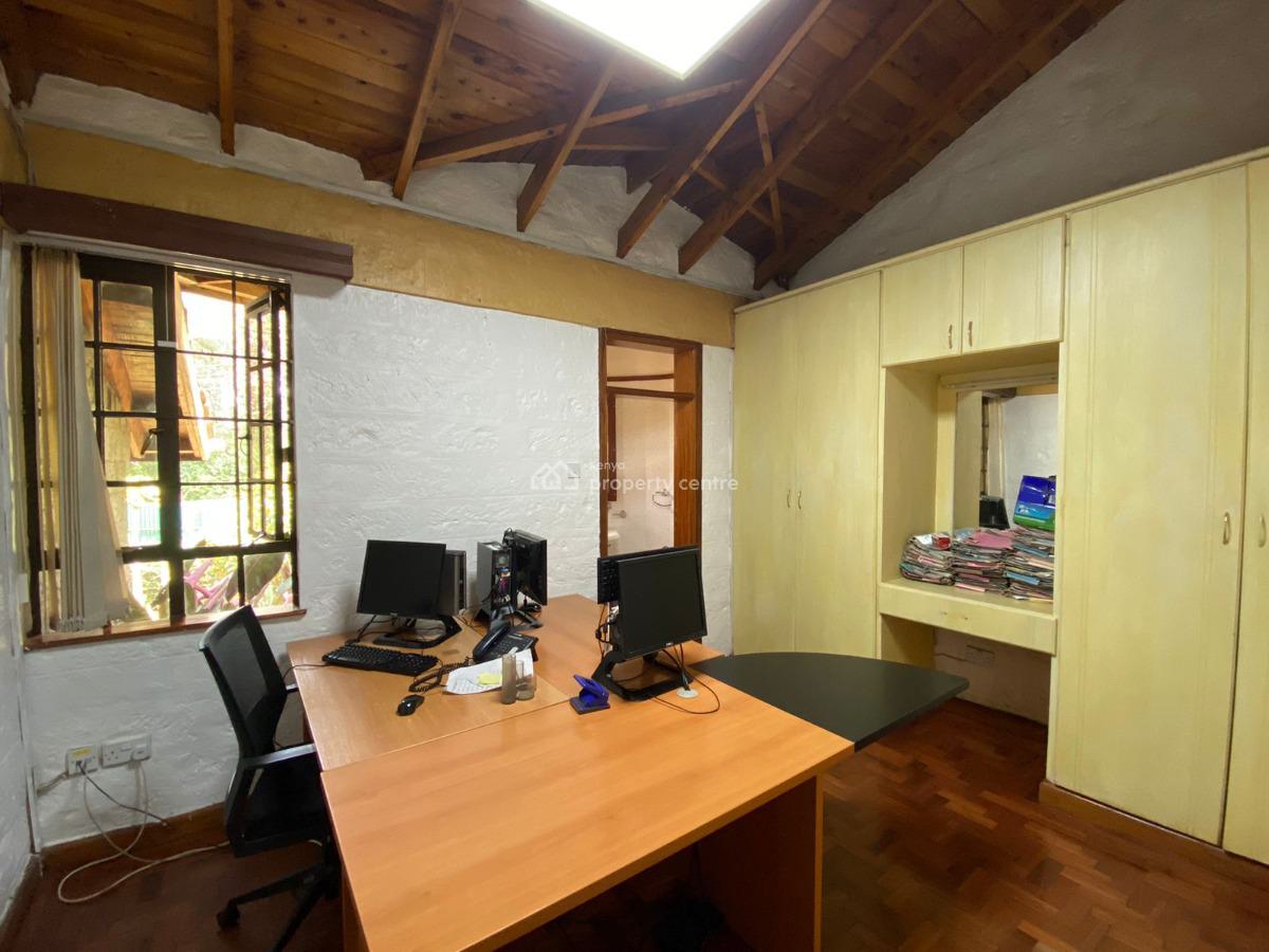 Exclusive 7-bedroom Commercial Bungalow, Karen Road, Karen, Nairobi, House for Sale
