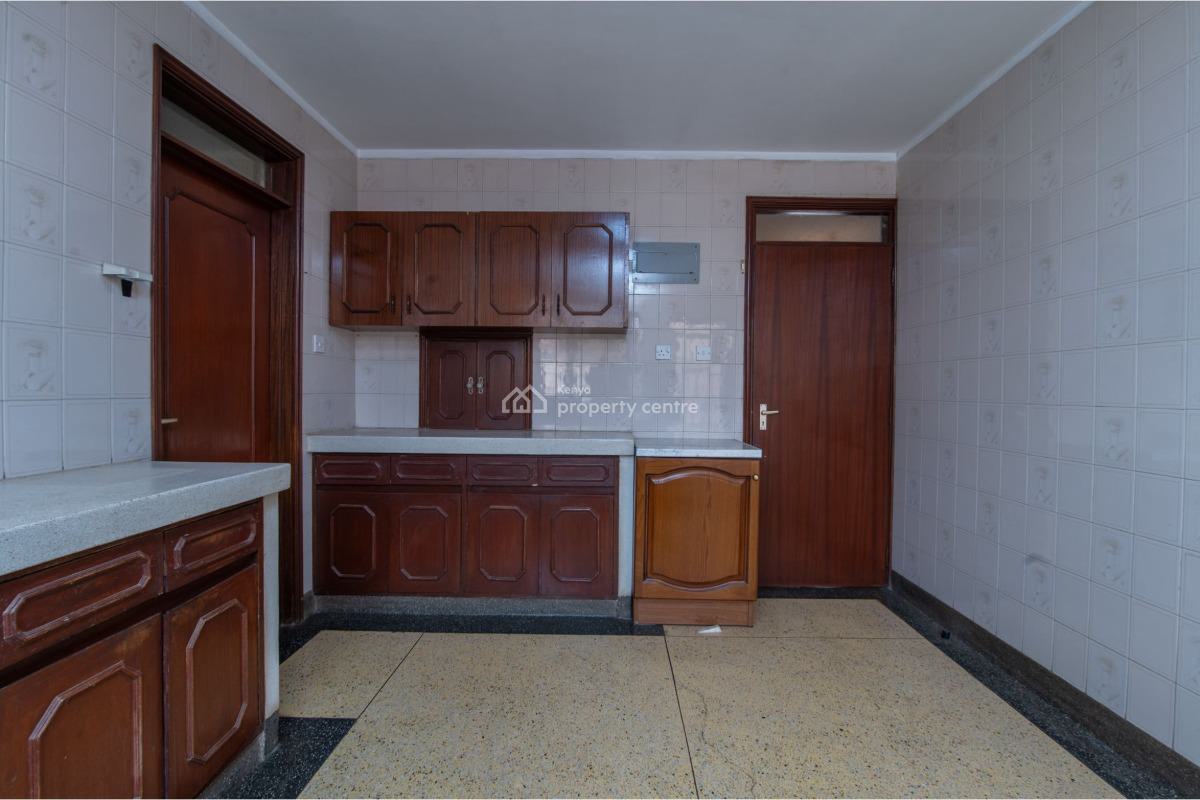 5 Bedroom Commercial Townhouse, Brookside Drive, Westlands, Nairobi, Office Space for Rent