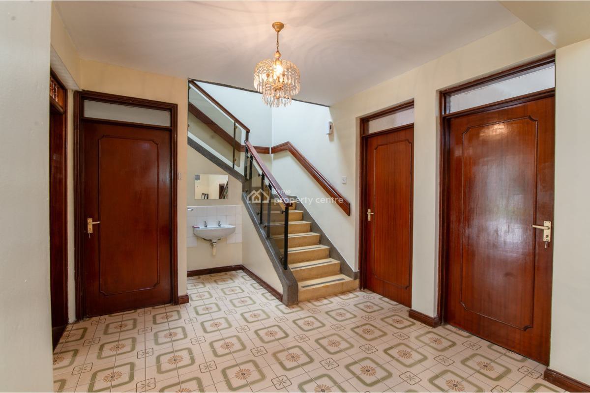 5 Bedroom Commercial Townhouse, Brookside Drive, Westlands, Nairobi, Office Space for Rent