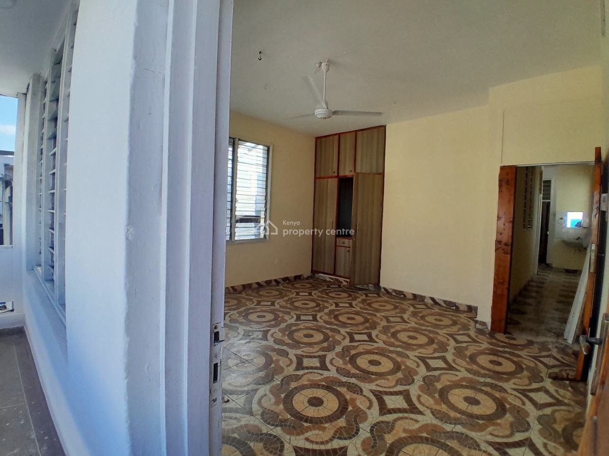 Spacious and Well-maintained 3 Bedroom Apartment Now Available, Jomvu Kuu, Mombasa, Apartment for Rent