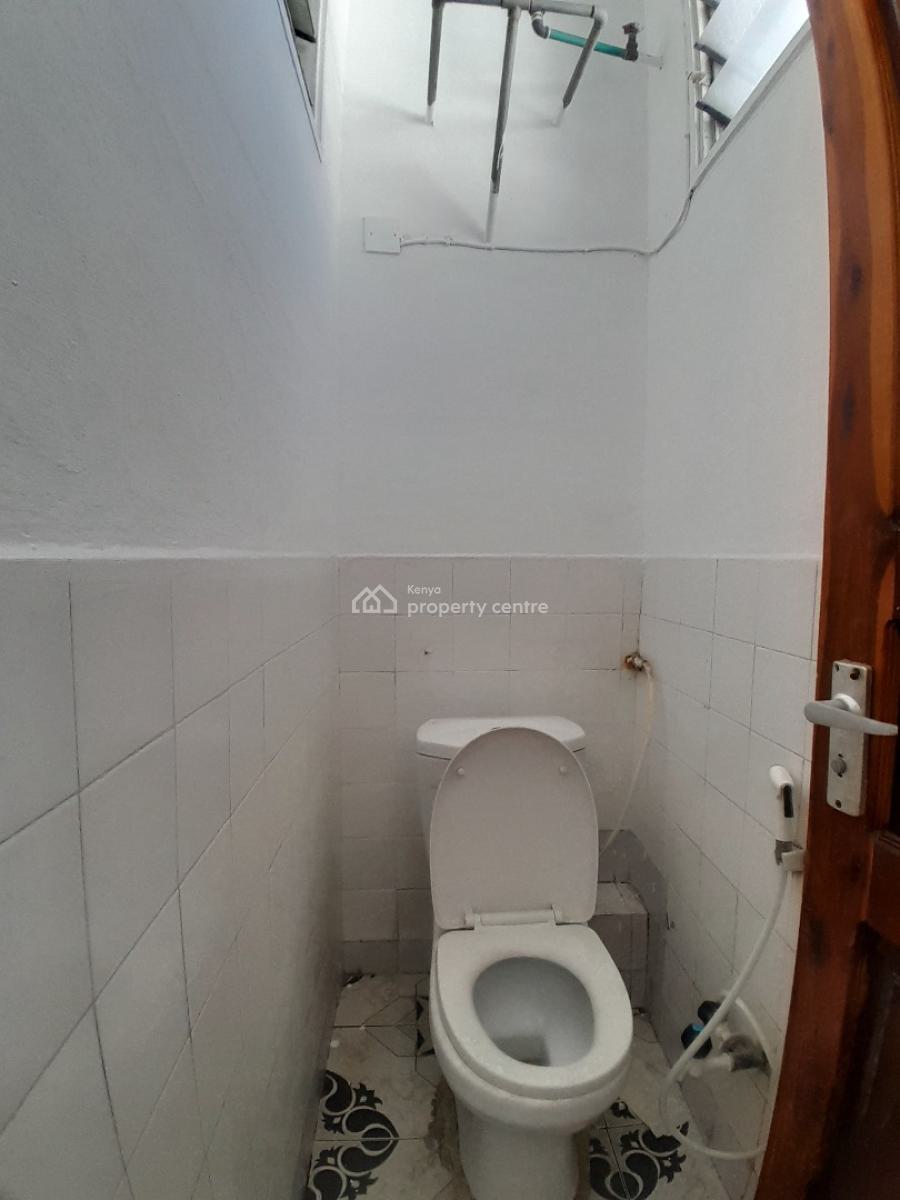 Spacious and Well-maintained 3 Bedroom Apartment Now Available, Jomvu Kuu, Mombasa, Apartment for Rent