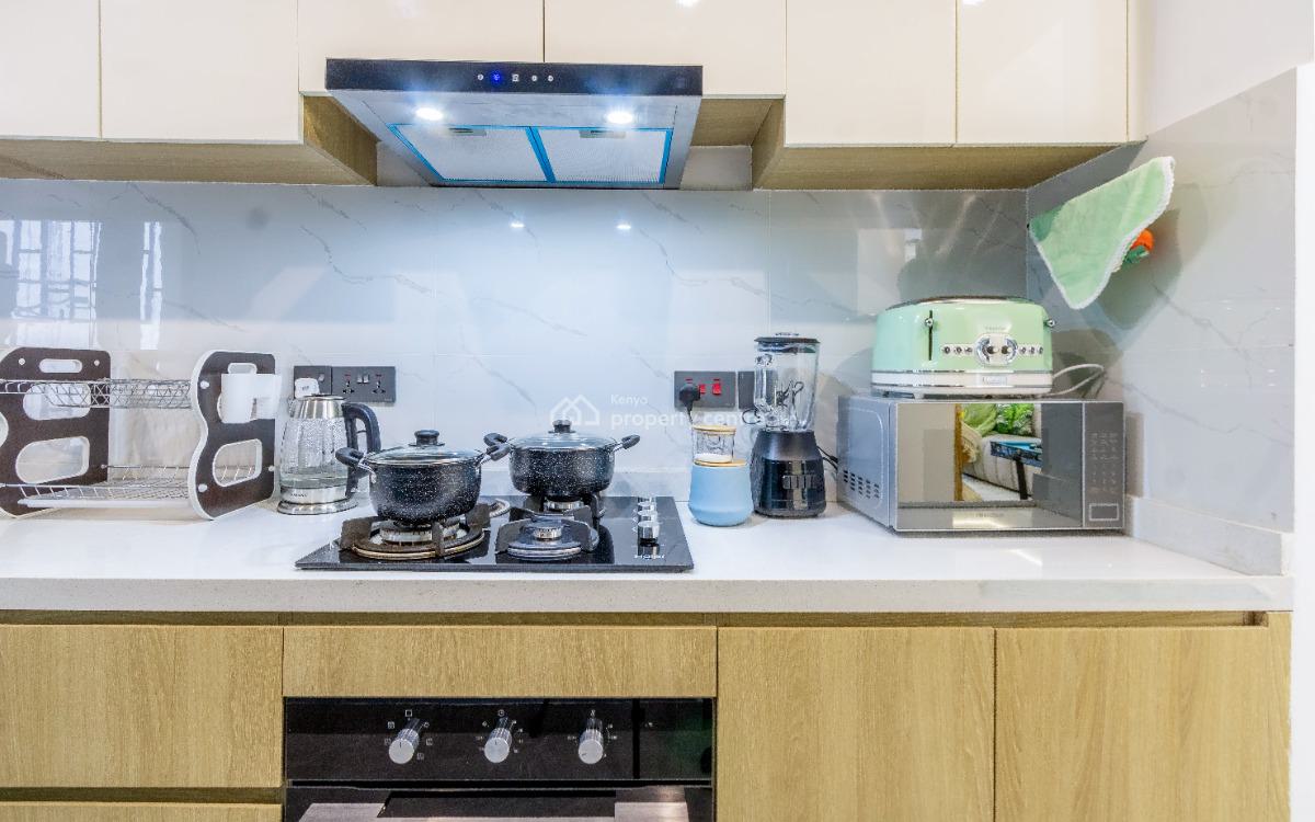 Spacious & Stylish 2 Bedroom Apartment for Short Stays., Riara Road., Lavington, Nairobi, Apartment Short Let