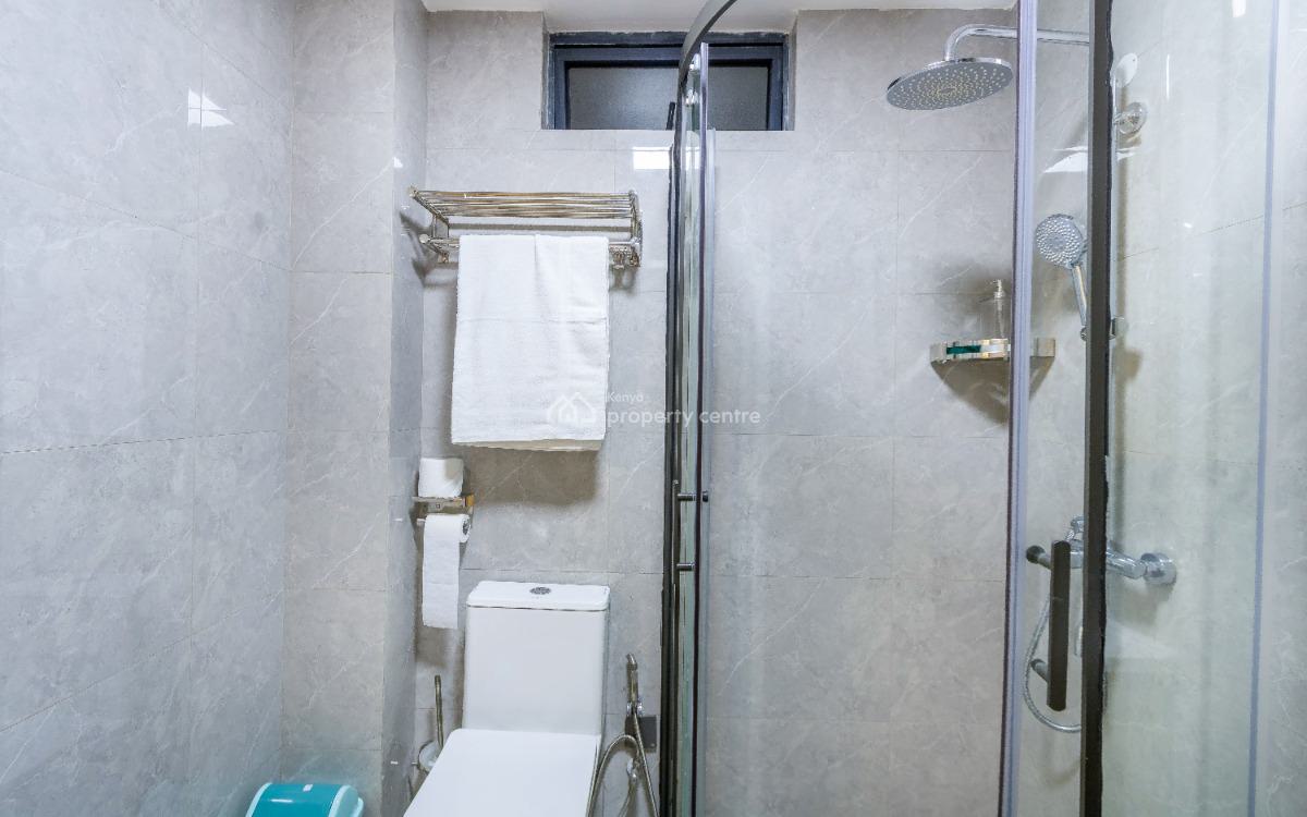 Spacious & Stylish 2 Bedroom Apartment for Short Stays., Riara Road., Lavington, Nairobi, Apartment Short Let